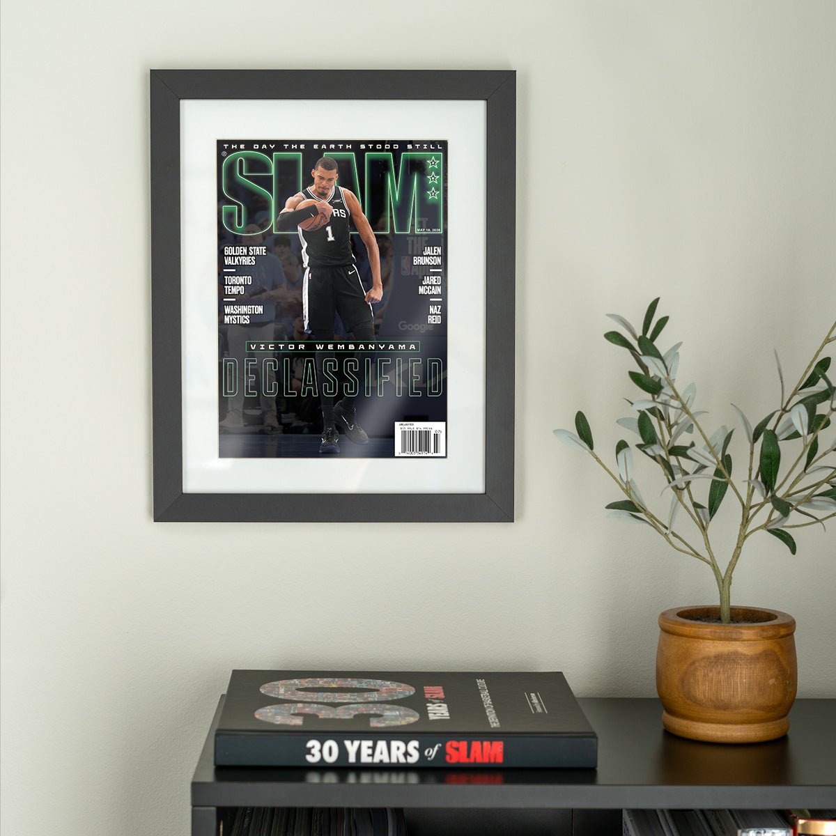 SLAM 262: Victor Wembanyama Magazine (Cover 3 of 5) - SLAM Goods