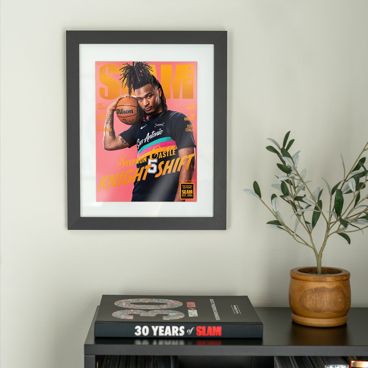 ORANGE METAL: SLAM 261: Stephon Castle Magazine (d/TBD) - SLAM Goods