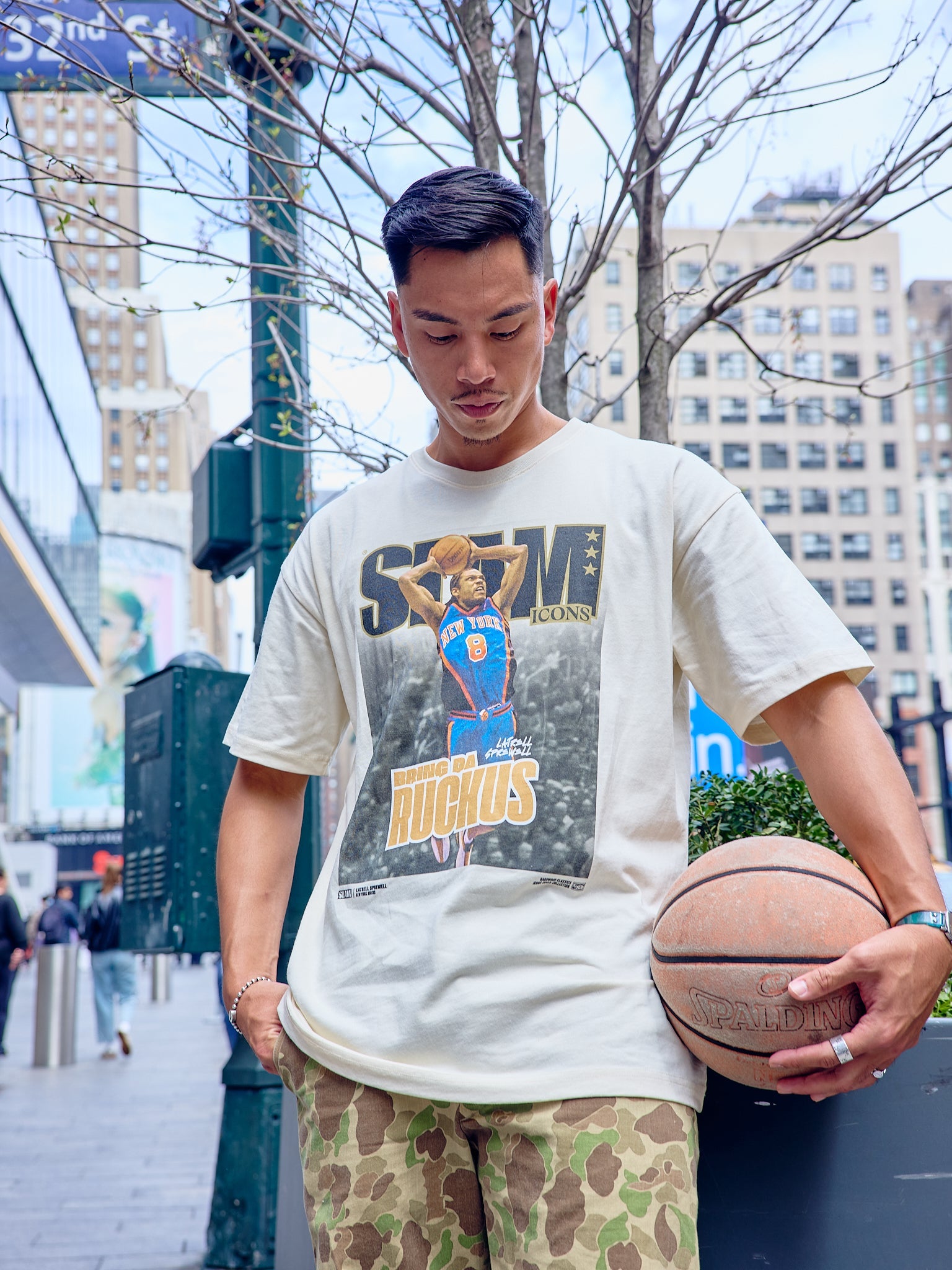 SLAM Hardwood Classics Cover Tee - Latrell Sprewell (Knicks Icons)