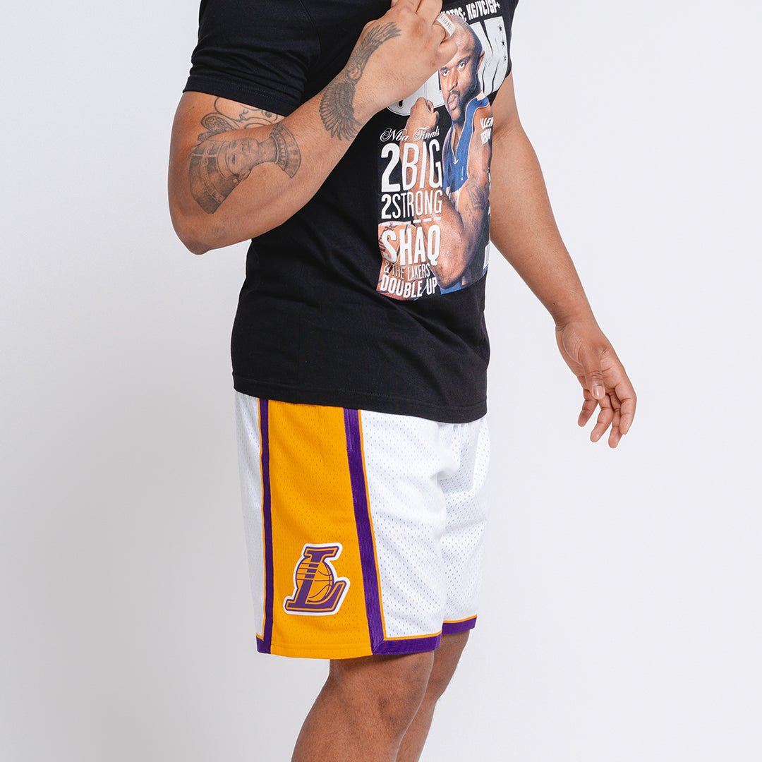 Mitchell & Ness | La Lakers White Logo Swingman Short (Black) L